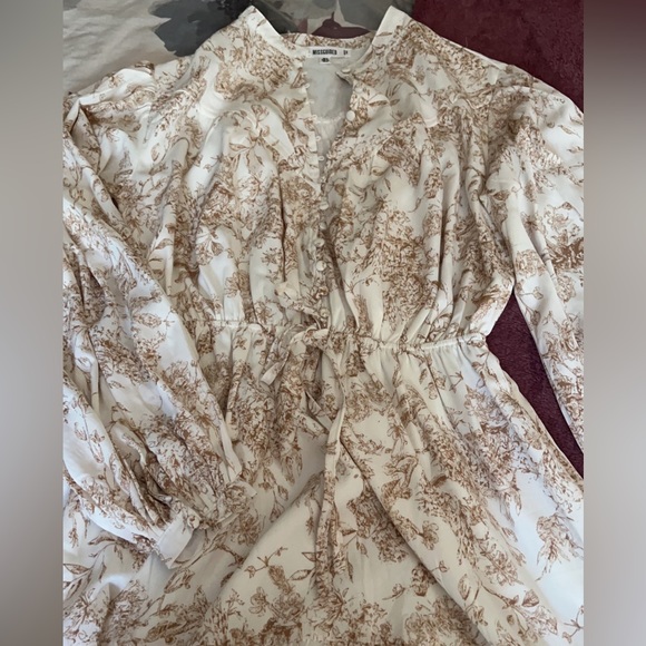 White button front long sleeve printed dress - Picture 8 of 8